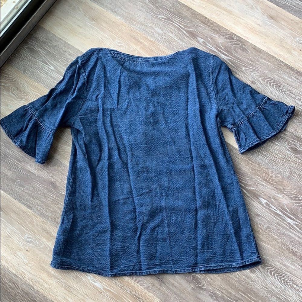 Old Navy Ruffle sleeve top Ocean Blue Color - Picture 4 of 4